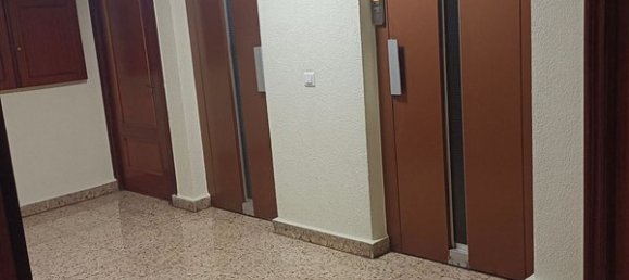 Propiedad comercial en Santander, Spain 95 m² No. 92415 3