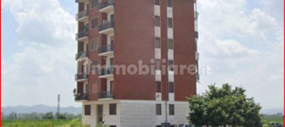 1 bedroom Apartment in Crescentino, Italy No. 294078 2