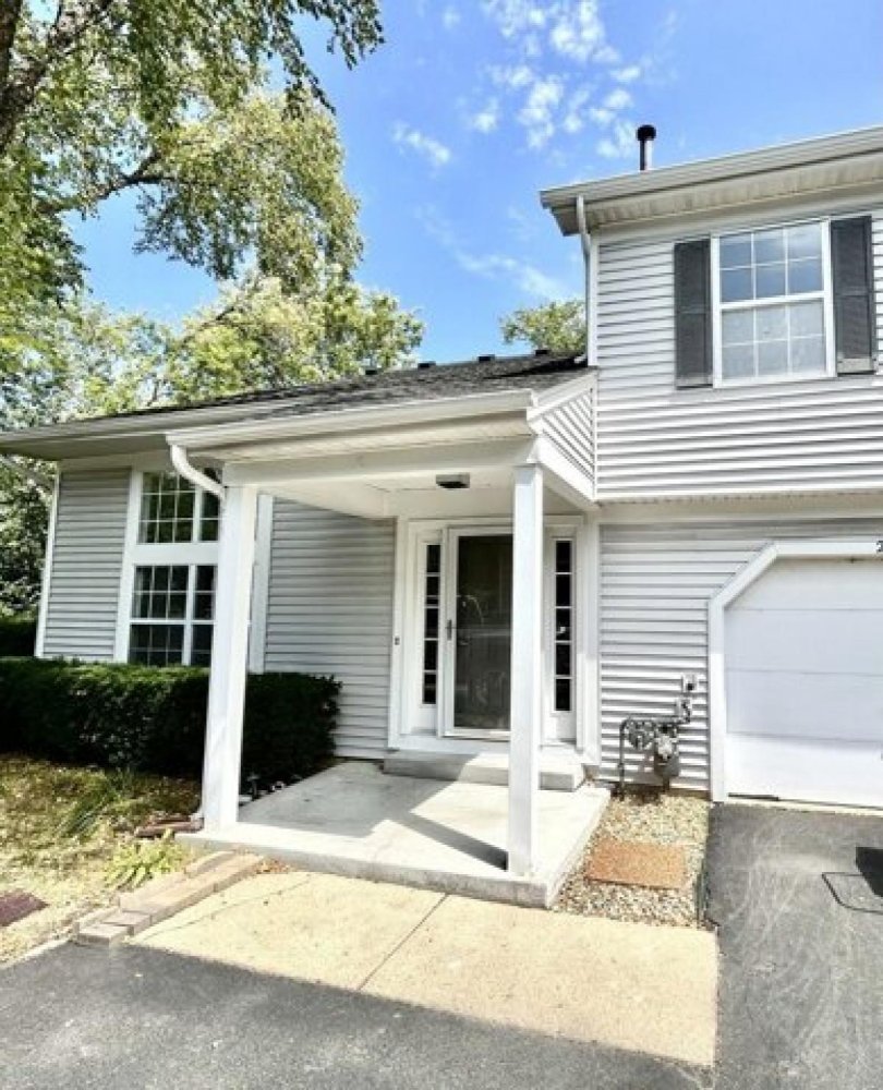 2 bedrooms House in Streamwood, USA No. 384372