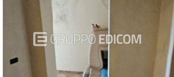 4 bedrooms Apartment in Crotone, Italy No. 333895 3