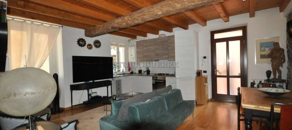 3 bedrooms Apartment in Angera, Italy No. 322215 5