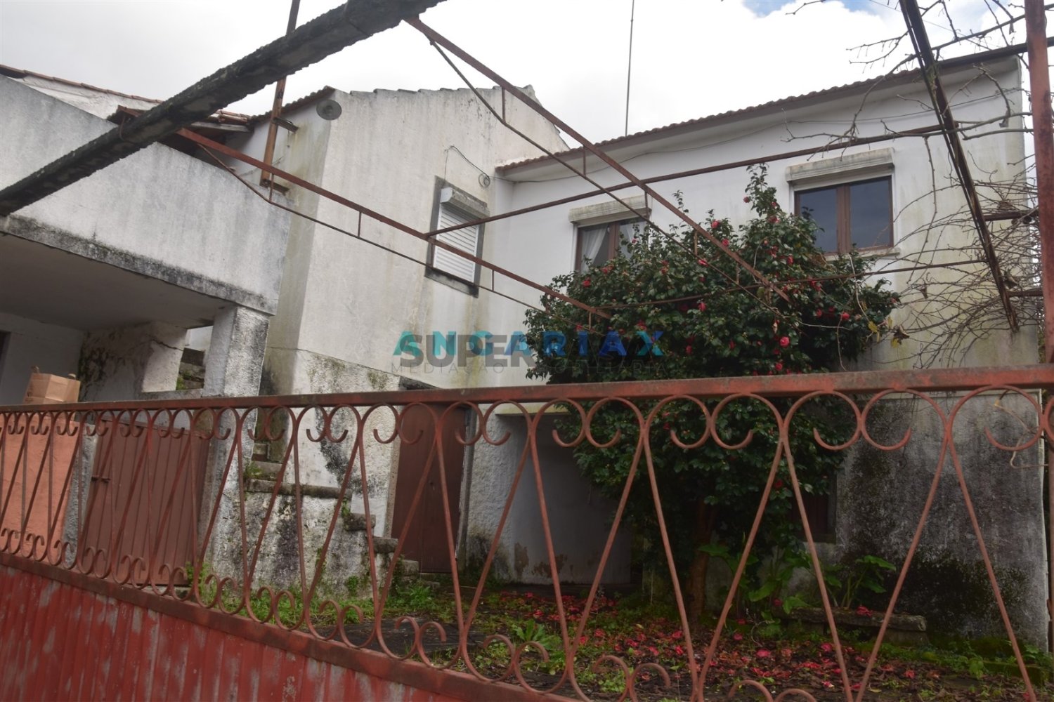 3 bedrooms House in Cumeeira, Portugal No. 247088