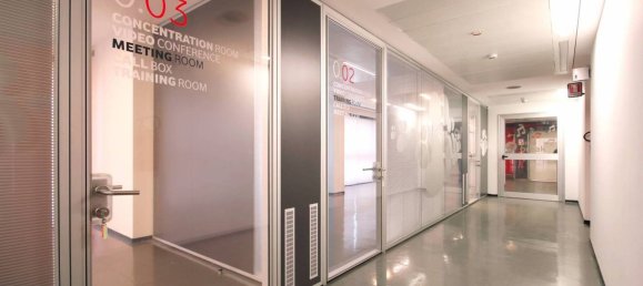 356m² Office in Milan, Italy No. 358990 3