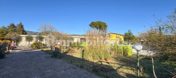 5 bedrooms Villa in Passignano sul Trasimeno, Italy No. 190186 12
