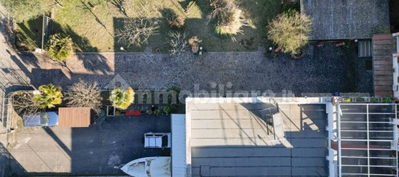 5 bedrooms Villa in Passignano sul Trasimeno, Italy No. 190186 8