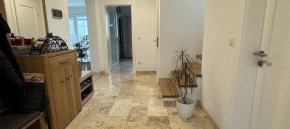 Дом с 4 комнатами в Дойч-Ваграм, Австрия № 138488 5