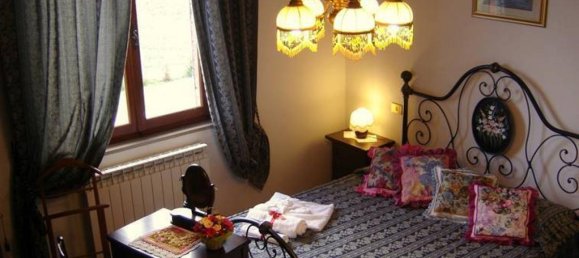 Studio in Torrita di Siena, Italy No. 1488 8