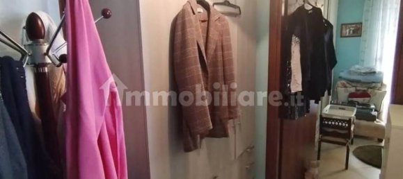 4 Schlafzimmer Wohnung in Agliana, Italy, Nr. 148775 8