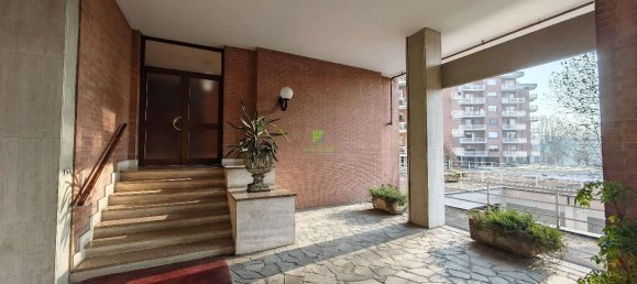 5 rooms Apartment in Moncalieri, Italy No. 75355 28