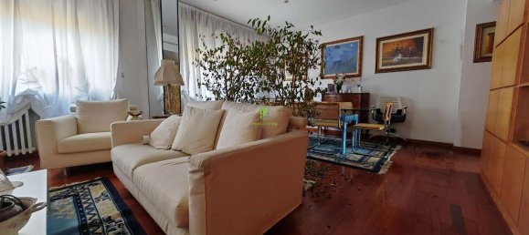 5 rooms Apartment in Moncalieri, Italy No. 75355 4