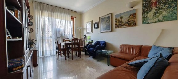 5 rooms Apartment in Moncalieri, Italy No. 75355 7