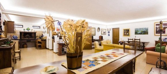 4 غرف نوم فيلا في Velletri, Italy رقم 366073 14