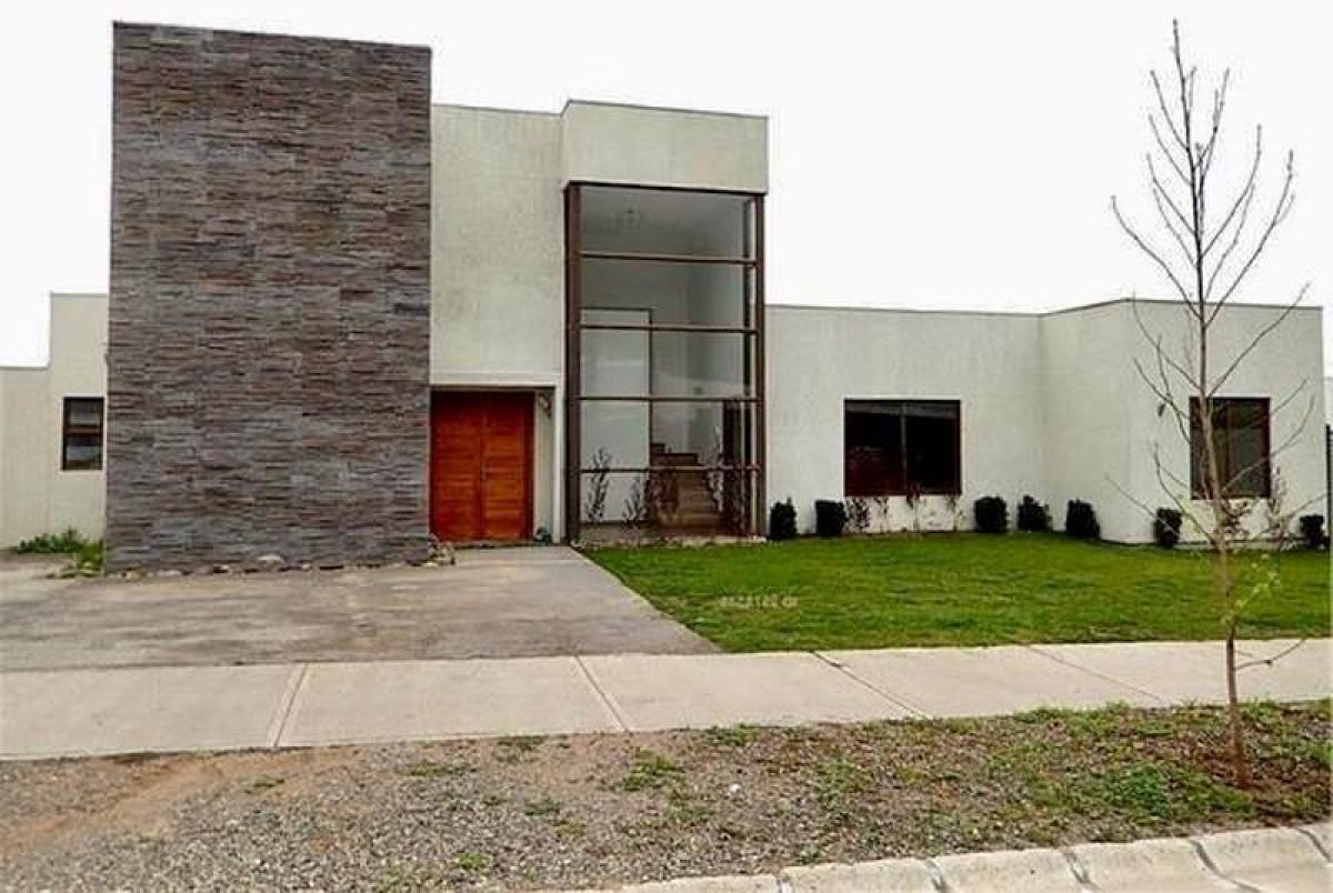 5 bedrooms House in Chacabuco, Chile No. 2926