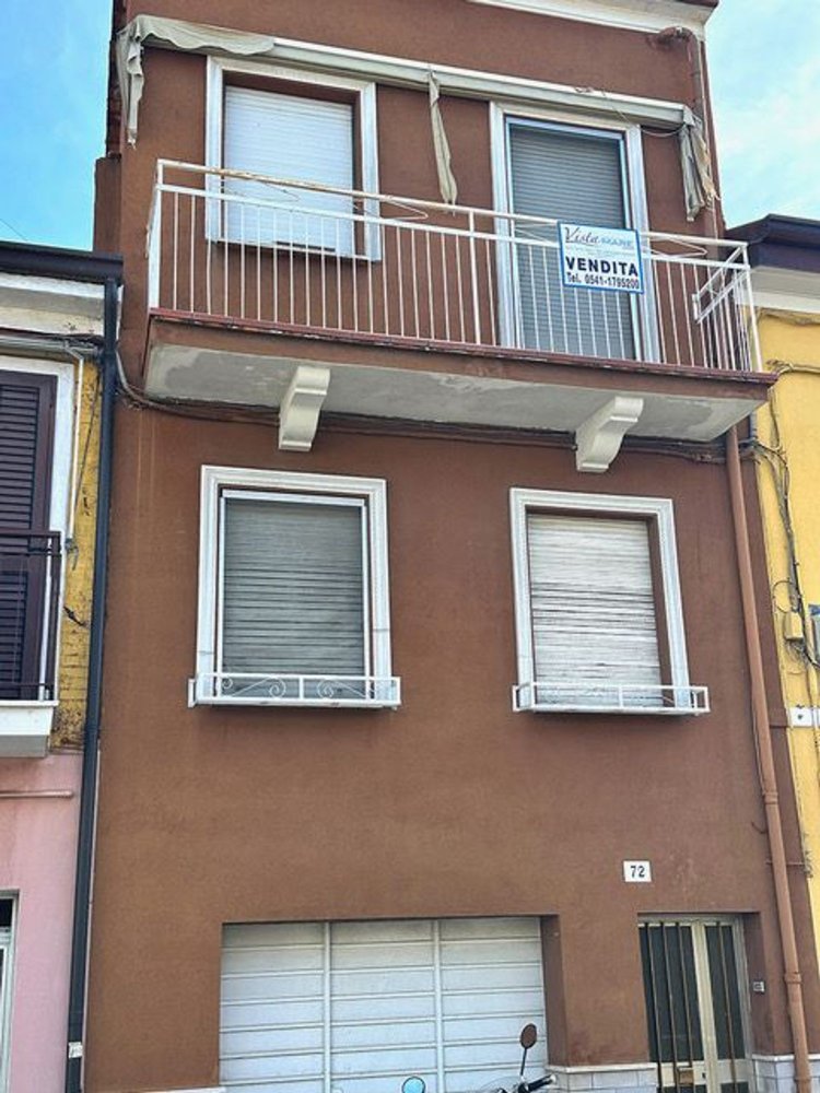 88m² Building in Rimini, Italy No. 397537