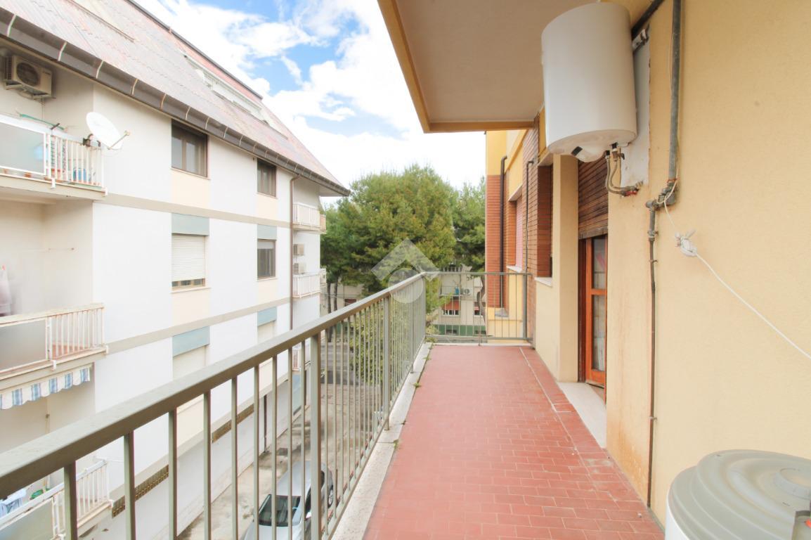 Apartamento de 2 habitaciónes en Ortona, Italy No. 15504