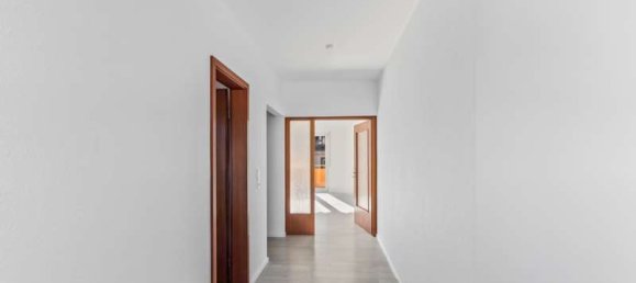 2 Schlafzimmer Wohnung in Frankfurt am Main, Germany, Nr. 63843 5