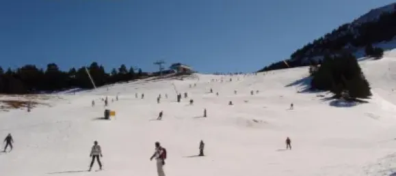 Edificio en Alp, Spain 6000 m² No. 190374 8