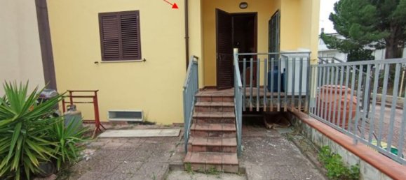 3 rooms Apartment in Sant'Andrea Apostolo dello Ionio, Italy No. 95924 8