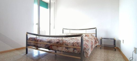 Дом с 5 комнатами в Спольторе, Италия № 20222 8