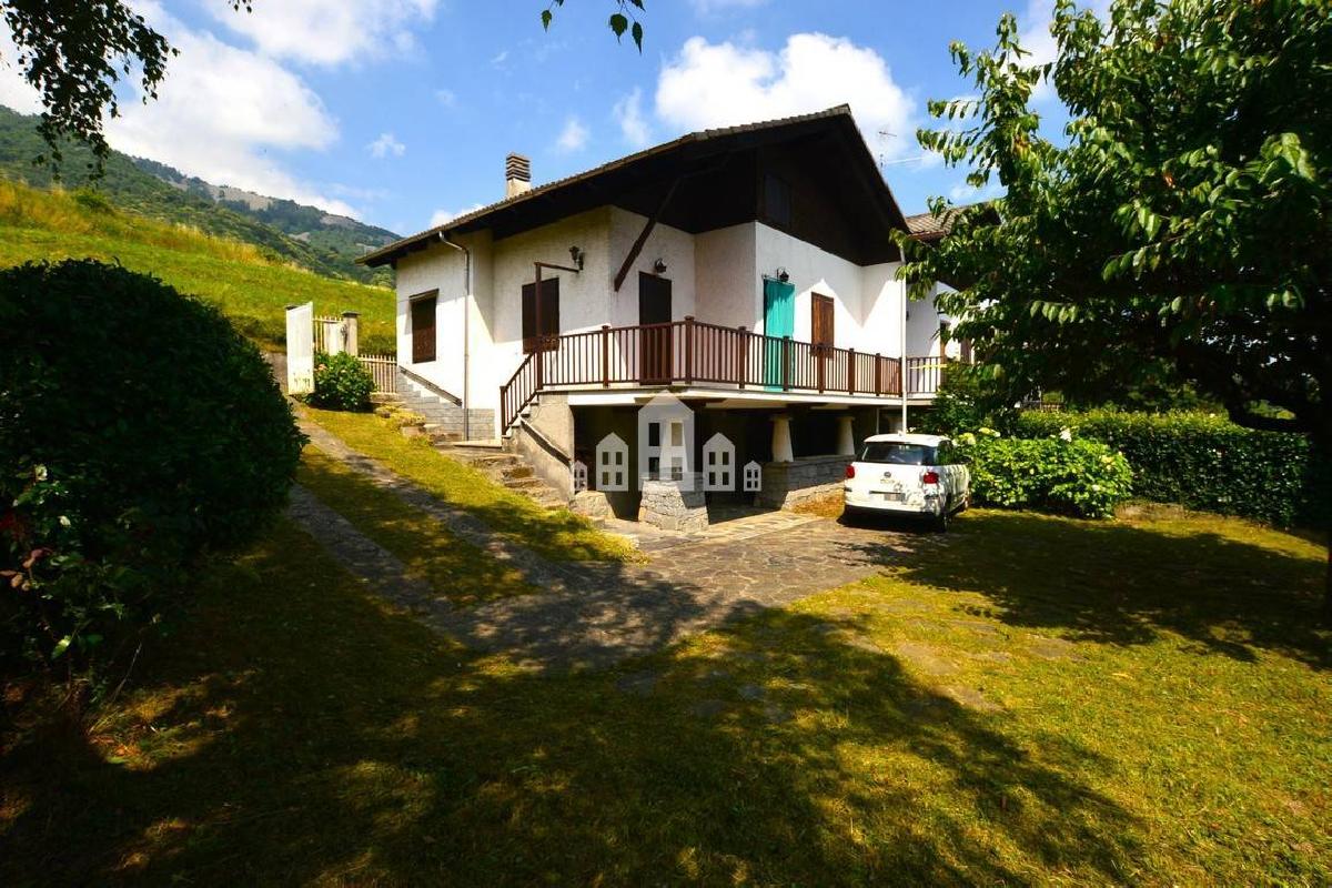 4 bedrooms House in Valchiusa, Italy No. 356540