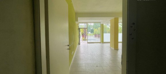 2-Zimmer Gewerbliche Immobilie in Bergamo, Italy, Nr. 64524 22