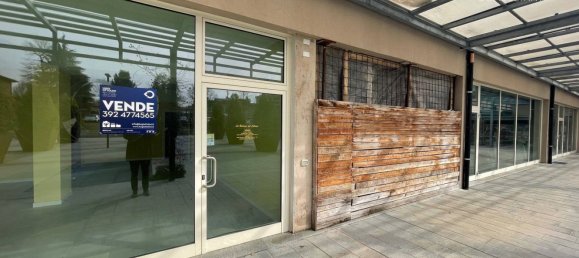 2-Zimmer Gewerbliche Immobilie in Bergamo, Italy, Nr. 64524 18