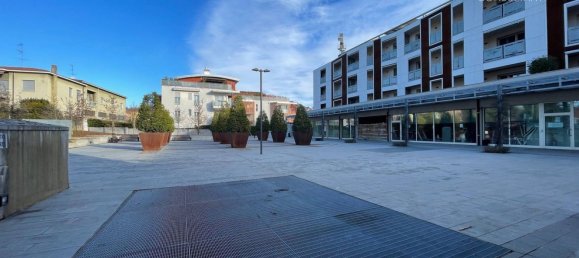 2-Zimmer Gewerbliche Immobilie in Bergamo, Italy, Nr. 64524 11