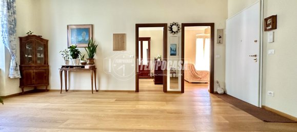 4 bedrooms Apartment in Genoa, Italy No. 354170 5
