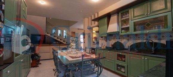 Duplex de 5 divisões em Giugliano in Campania, Italy N.º 175650 4