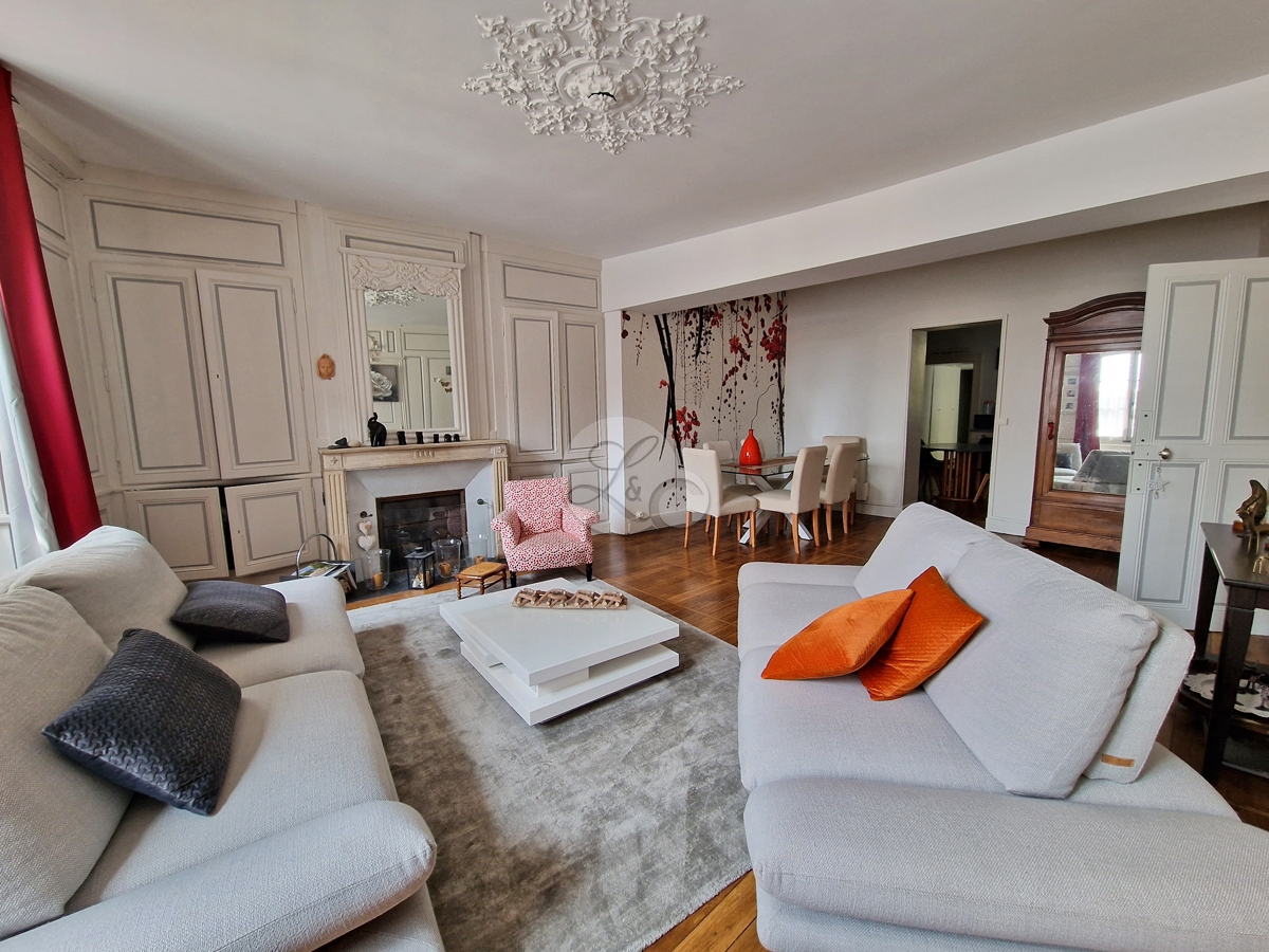 5 Schlafzimmer Haus in Tours, France, Nr. 89340