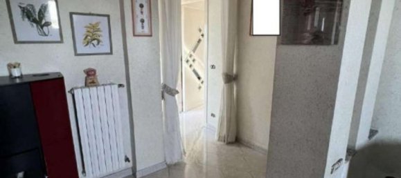 7 rooms Apartment in San Giuseppe Vesuviano, Italy No. 227038 10