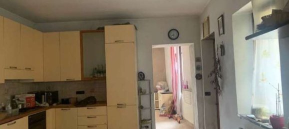 4 rooms Apartment in Torrevecchia Pia, Italy No. 180233 7