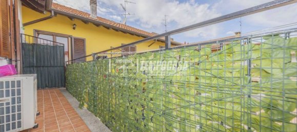 2 bedrooms House in Bubbiano, Italy No. 303729 6