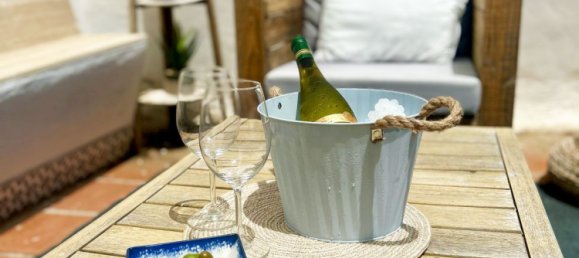 4 bedrooms Villa in Benahavis, Spain No. 57380 5