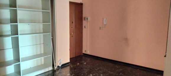 3 rooms Apartment in Savona, Italy No. 3090 11