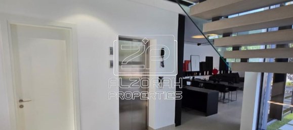 5 bedrooms Villa in Tilal City, UAE No. 56986 8