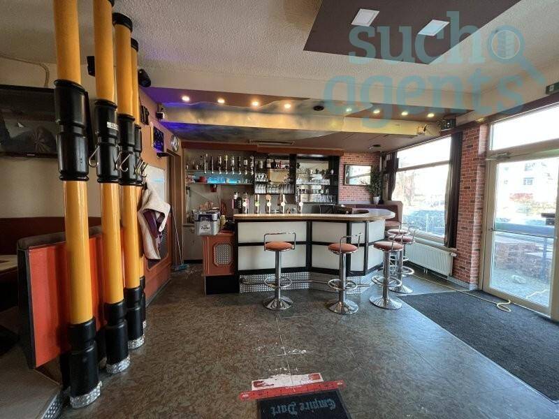 122m² Commercial property in Ansfelden, Austria No. 145069