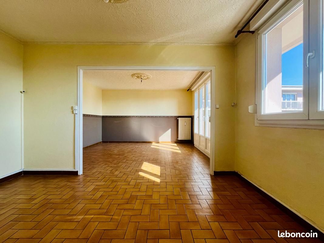 2 Schlafzimmer Wohnung in Besancon, France, Nr. 64354