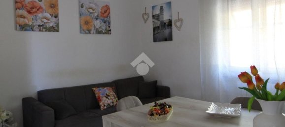 3 rooms Apartment in San Giuliano Terme, Italy No. 296274 5