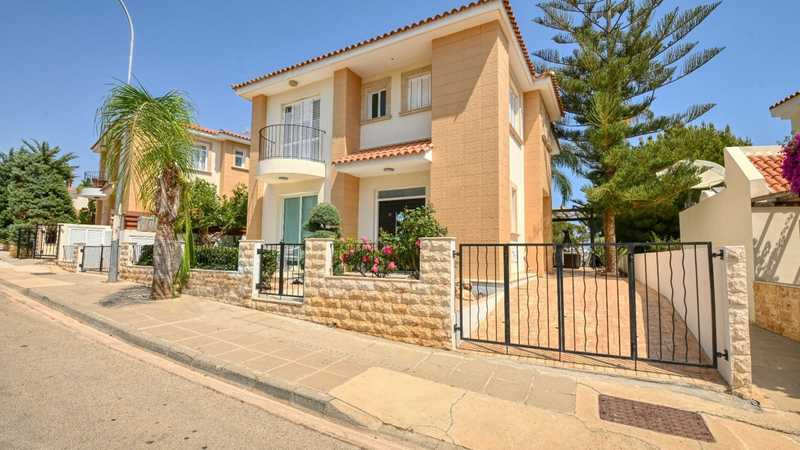 5 bedrooms House in Protaras, Cyprus No. 7453