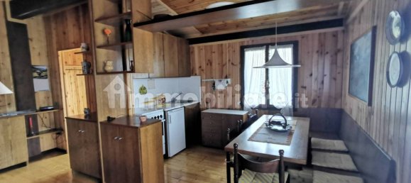 Apartamento de 2 dormitorios en Centro Valle Intelvi, Italy No. 350089 4