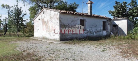 4-salle Maison à Forlì, Italy No. 83102 3