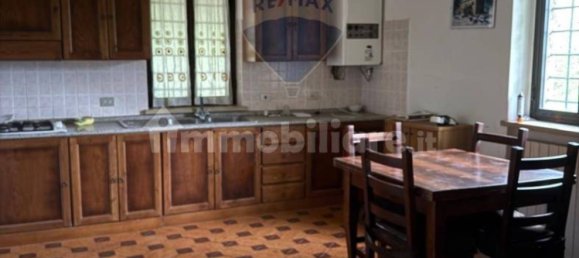 Villa T4 em Avigliano Umbro, Italy N.º 353882 21