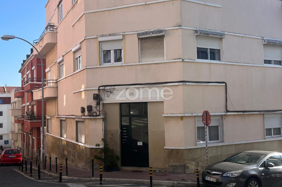 2 bedrooms Apartment in Oeiras, Portugal No. 301716