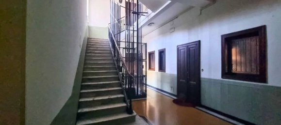 3 bedrooms Apartment in Turin, Italy No. 69200 10