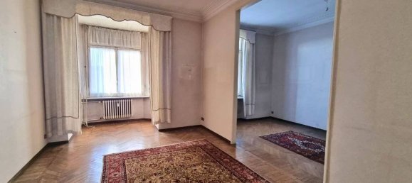 3 bedrooms Apartment in Turin, Italy No. 69200 21