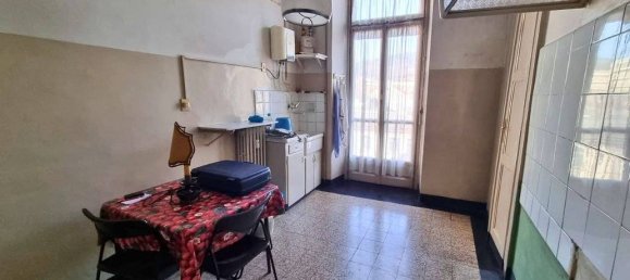 3 bedrooms Apartment in Turin, Italy No. 69200 6