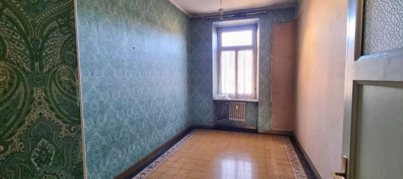 3 bedrooms Apartment in Turin, Italy No. 69200 4