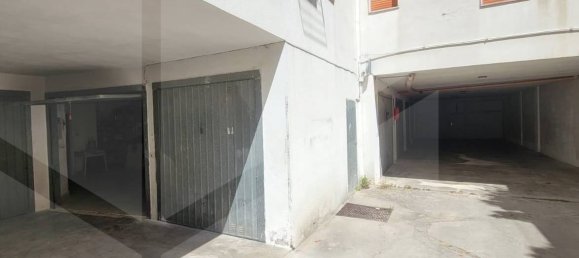 Apartamento de 2 habitaciónes en Rodi Garganico, Italy No. 18579 8