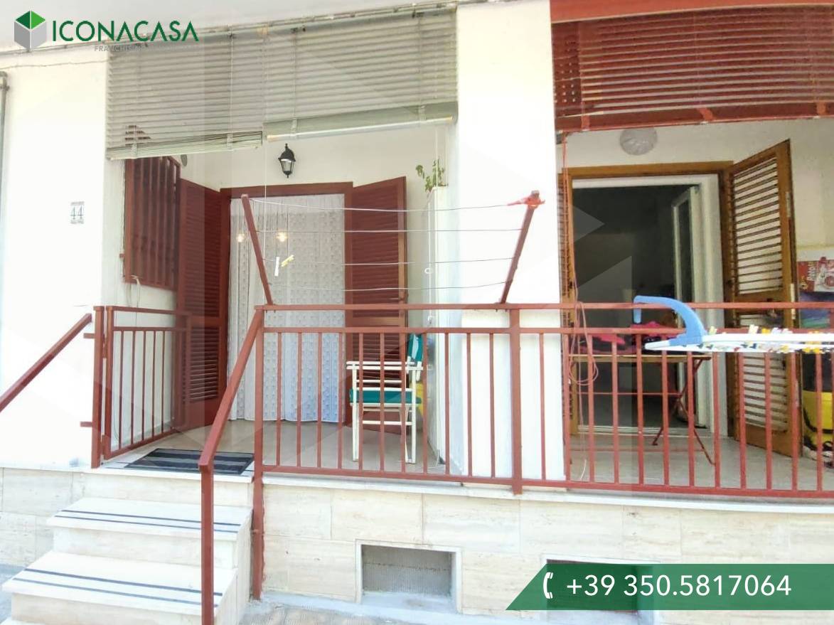 Apartamento de 2 habitaciónes en Rodi Garganico, Italy No. 18579